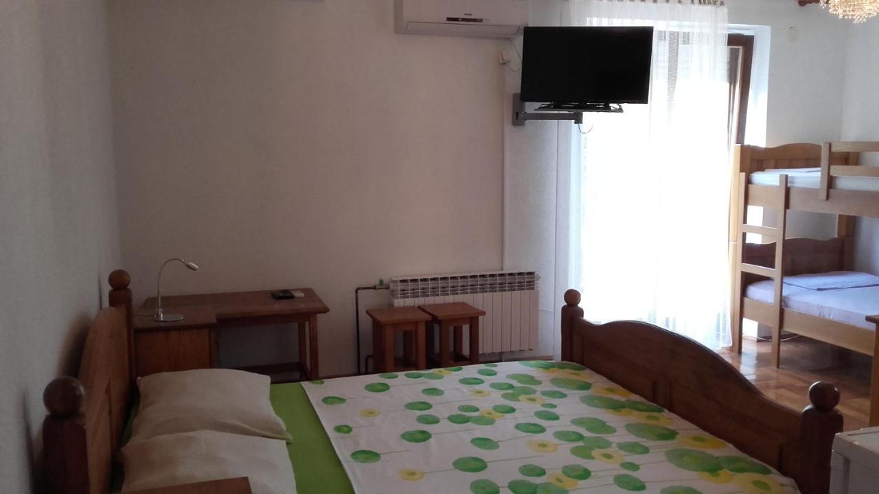 Villa Mateja Donji Okrug  Ngoại thất bức ảnh