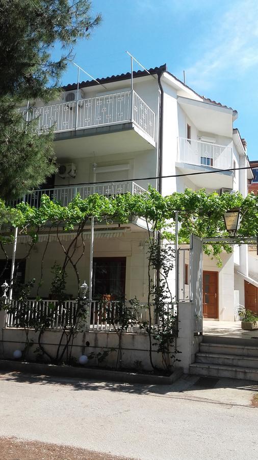 Villa Mateja Donji Okrug  Ngoại thất bức ảnh